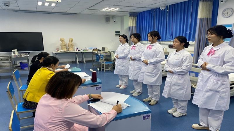 育儿嫂面试：新手爸妈必看五大步骤