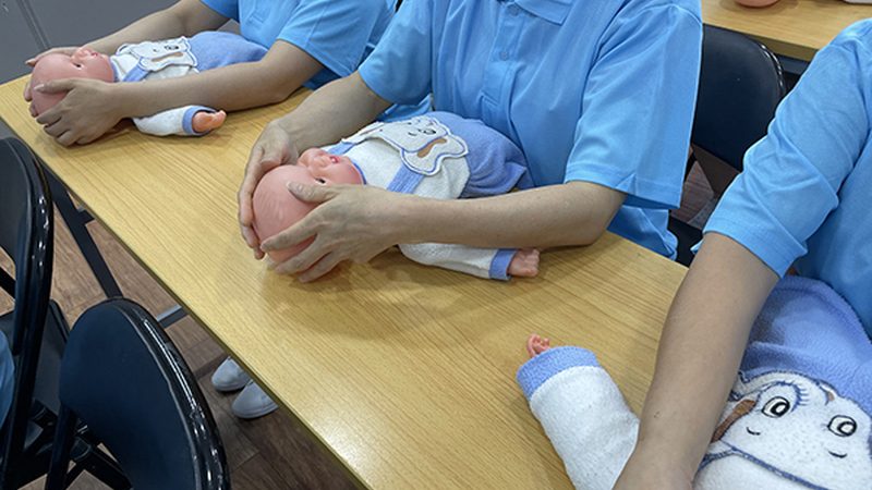 TPE材质婴儿洗澡盆：安全守护宝宝的洗澡时光
